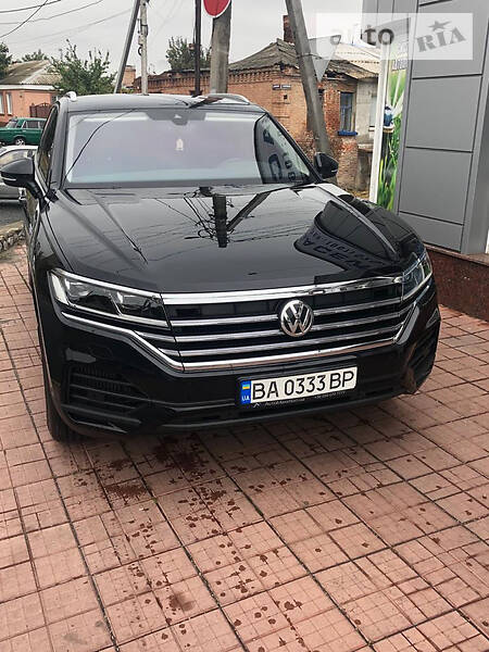 Внедорожник / Кроссовер Volkswagen Touareg 2019 в Кропивницком