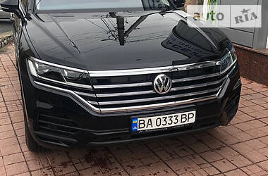 Внедорожник / Кроссовер Volkswagen Touareg 2019 в Кропивницком