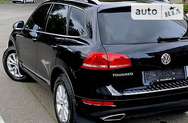 Позашляховик / Кросовер Volkswagen Touareg 2013 в Одесі