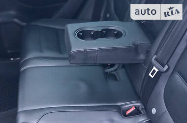 Позашляховик / Кросовер Volkswagen Touareg 2013 в 