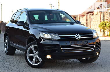 Внедорожник / Кроссовер Volkswagen Touareg 2012 в Ровно