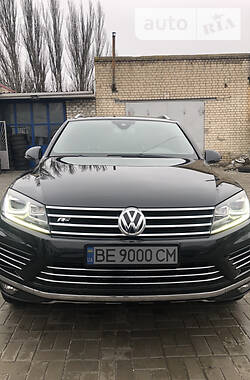 Позашляховик / Кросовер Volkswagen Touareg 2015 в Херсоні