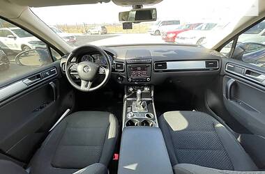 Внедорожник / Кроссовер Volkswagen Touareg 2016 в Херсоне