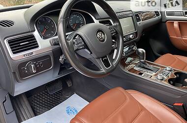 Внедорожник / Кроссовер Volkswagen Touareg 2017 в Дрогобыче