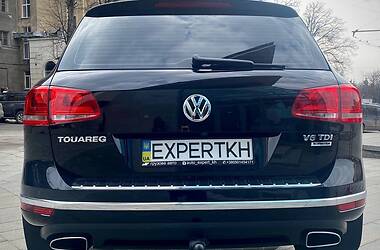 Позашляховик / Кросовер Volkswagen Touareg 2016 в Харкові