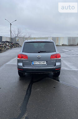 Внедорожник / Кроссовер Volkswagen Touareg 2005 в Одессе