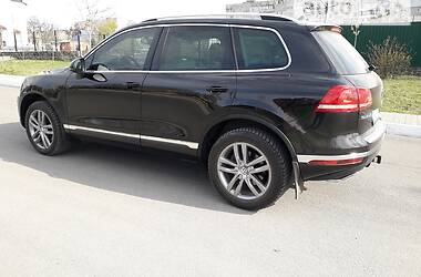 Позашляховик / Кросовер Volkswagen Touareg 2015 в Маріуполі