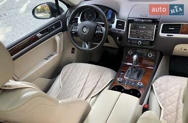 Внедорожник / Кроссовер Volkswagen Touareg 2014 в Ивано-Франковске