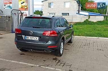 Внедорожник / Кроссовер Volkswagen Touareg 2011 в Вознесенске