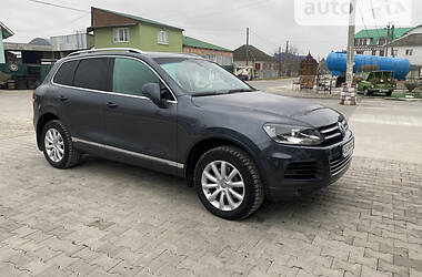 Внедорожник / Кроссовер Volkswagen Touareg 2013 в Новоселице