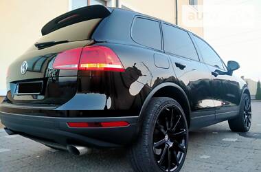 Внедорожник / Кроссовер Volkswagen Touareg 2014 в Трускавце