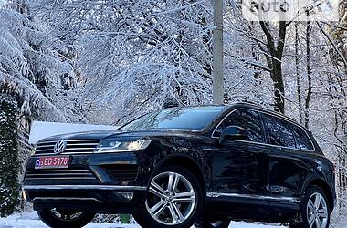 Внедорожник / Кроссовер Volkswagen Touareg 2015 в Дрогобыче