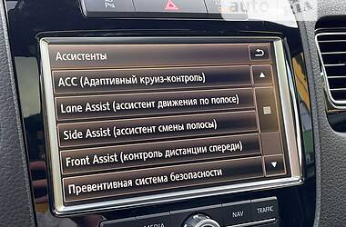 Внедорожник / Кроссовер Volkswagen Touareg 2013 в Ровно