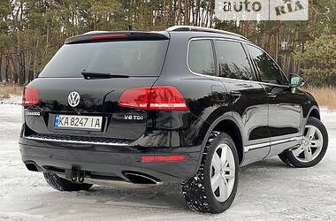 Внедорожник / Кроссовер Volkswagen Touareg 2012 в Мукачево