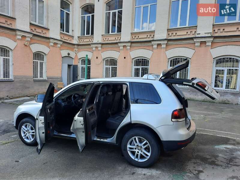 Позашляховик / Кросовер Volkswagen Touareg 2007 в Самборі