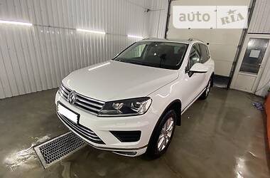 Volkswagen Touareg 2015