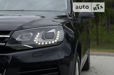 Внедорожник / Кроссовер Volkswagen Touareg 2012 в 