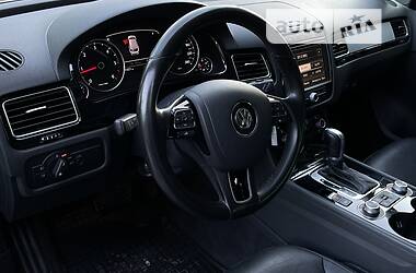 Позашляховик / Кросовер Volkswagen Touareg 2015 в Тернополі