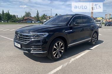 Внедорожник / Кроссовер Volkswagen Touareg 2018 в Житомире