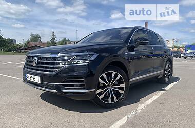 Внедорожник / Кроссовер Volkswagen Touareg 2018 в Житомире