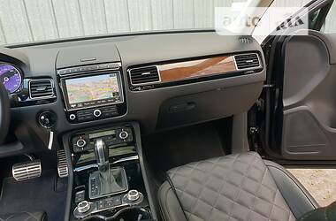 Внедорожник / Кроссовер Volkswagen Touareg 2017 в 