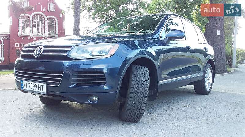 Внедорожник / Кроссовер Volkswagen Touareg 2013 в Боярке