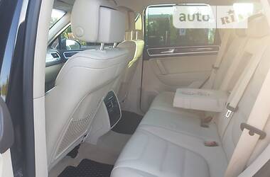 Внедорожник / Кроссовер Volkswagen Touareg 2014 в Черновцах