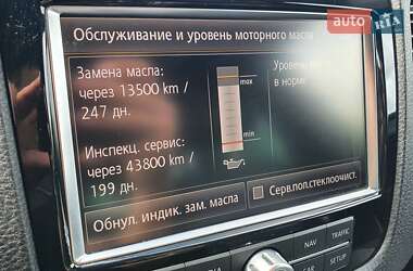 Позашляховик / Кросовер Volkswagen Touareg 2013 в 