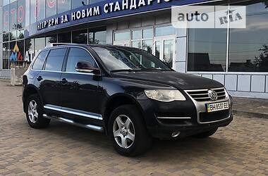 Внедорожник / Кроссовер Volkswagen Touareg 2007 в 