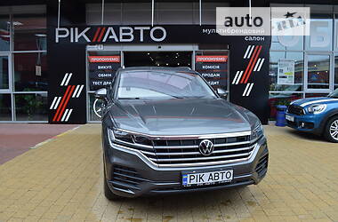 Внедорожник / Кроссовер Volkswagen Touareg 2020 в Львове