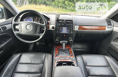Внедорожник / Кроссовер Volkswagen Touareg 2006 в Луцке