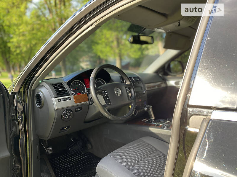Внедорожник / Кроссовер Volkswagen Touareg 2008 в Межгорье