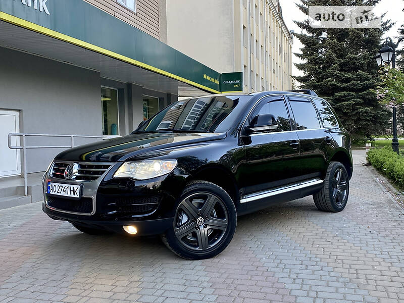 Внедорожник / Кроссовер Volkswagen Touareg 2008 в Межгорье