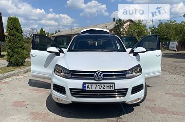 Позашляховик / Кросовер Volkswagen Touareg 2010 в Коломиї