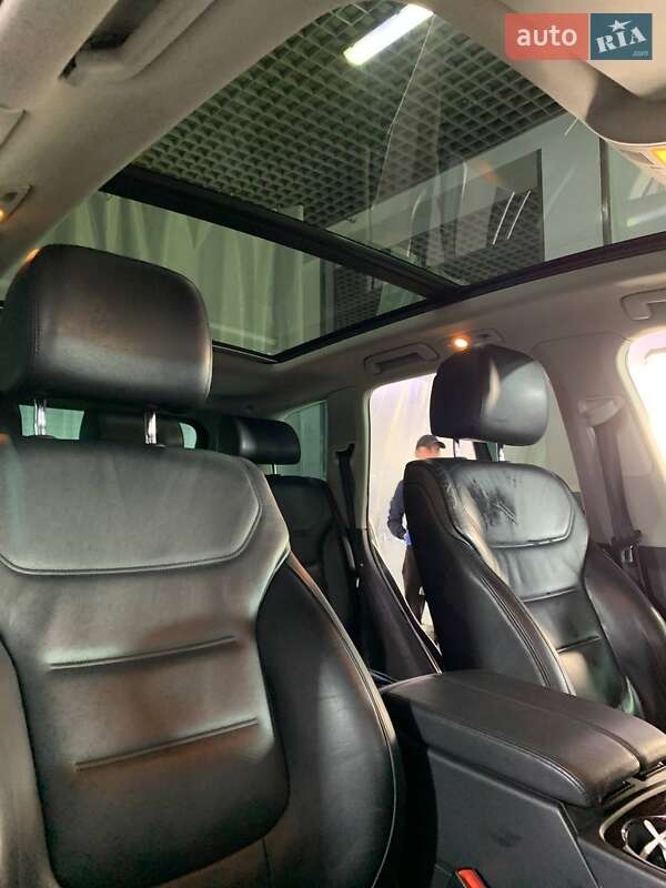 Внедорожник / Кроссовер Volkswagen Touareg 2011 в Львове фото 10 Внедорожник / Кроссовер Volkswagen Touareg 2011 в Львове