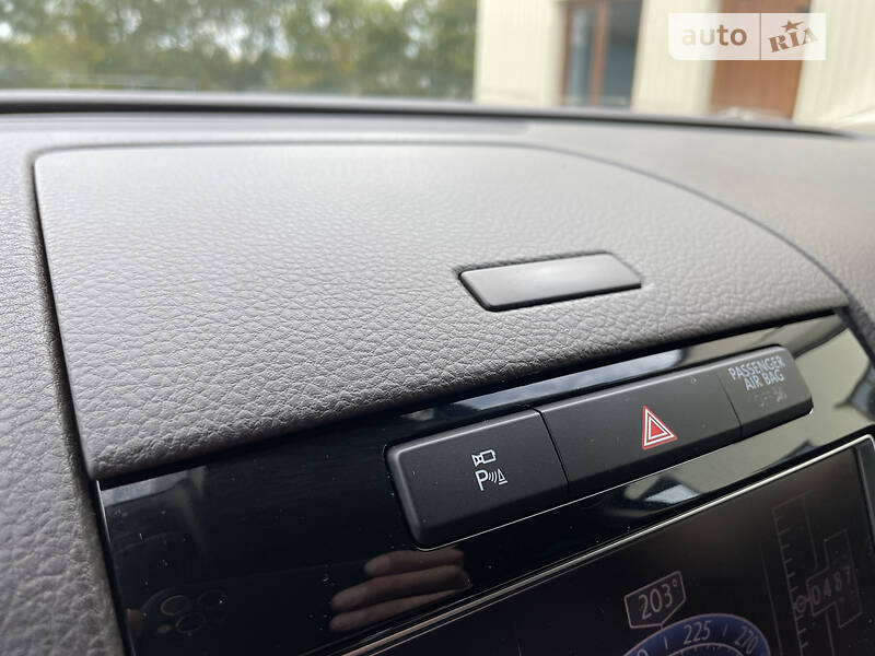 Внедорожник / Кроссовер Volkswagen Touareg 2010 в Бердичеве