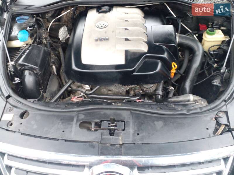 Внедорожник / Кроссовер Volkswagen Touareg 2004 в Теребовле