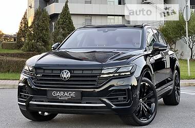 Внедорожник / Кроссовер Volkswagen Touareg 2020 в 