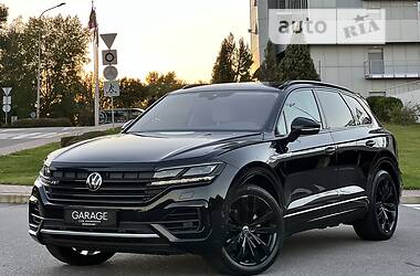 Внедорожник / Кроссовер Volkswagen Touareg 2020 в 