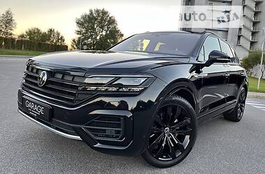 Внедорожник / Кроссовер Volkswagen Touareg 2020 в 