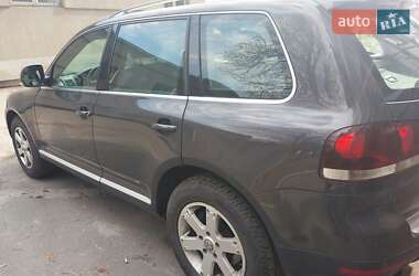 Внедорожник / Кроссовер Volkswagen Touareg 2006 в Киеве