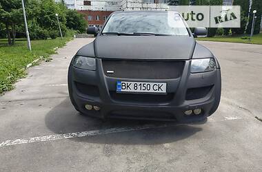 Позашляховик / Кросовер Volkswagen Touareg 2005 в Рівному