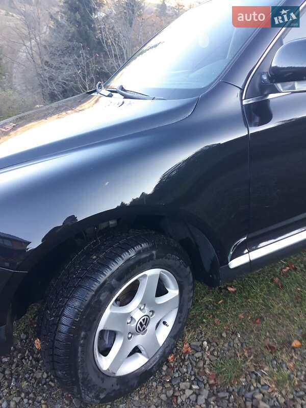 Позашляховик / Кросовер Volkswagen Touareg 2005 в Львові