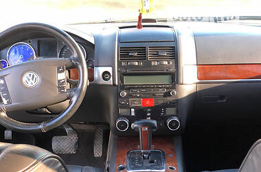 Внедорожник / Кроссовер Volkswagen Touareg 2003 в Липовце