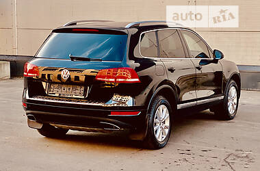 Внедорожник / Кроссовер Volkswagen Touareg 2013 в Одессе