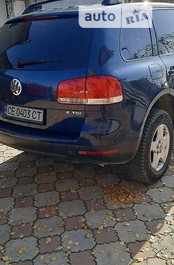 Внедорожник / Кроссовер Volkswagen Touareg 2003 в Черновцах