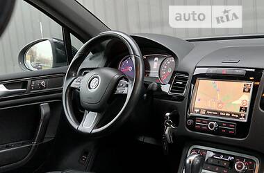 Внедорожник / Кроссовер Volkswagen Touareg 2012 в Стрые