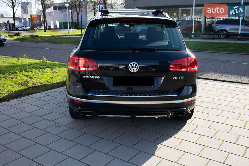 Внедорожник / Кроссовер Volkswagen Touareg 2018 в Киеве