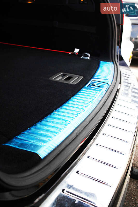 Внедорожник / Кроссовер Volkswagen Touareg 2018 в Киеве