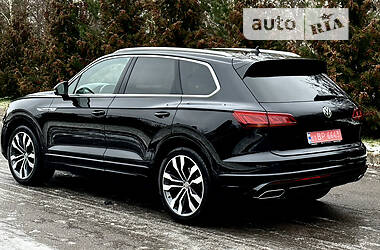 Внедорожник / Кроссовер Volkswagen Touareg 2018 в Ровно